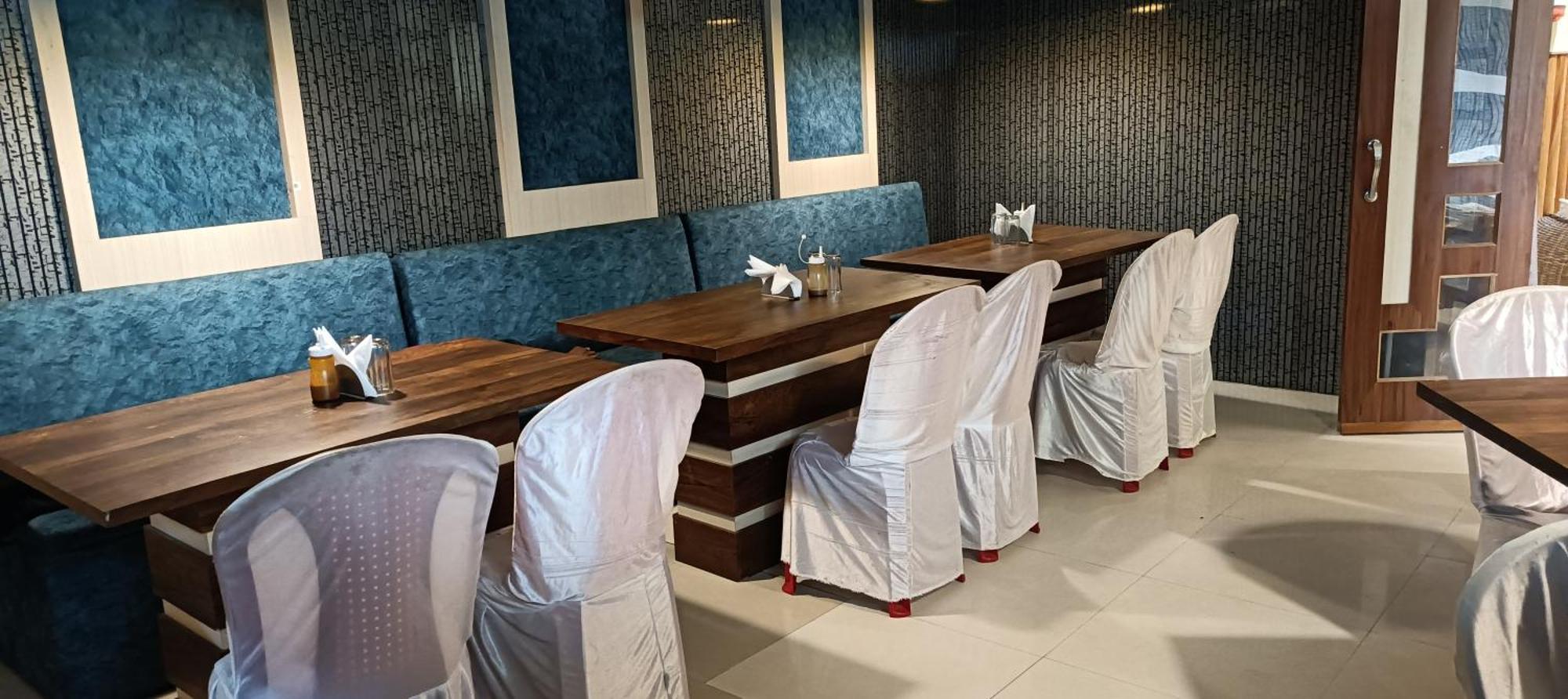 Hotel Assembly Шилонг Екстериор снимка